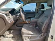 ✅ 2015 GMC Yukon XL Denali • VIN: 1GKS2JKJXFR646962 • Лот: 86057485. Опубликован ранее на Copart с пробегом 164 911 миль. Бесплатный доступ к архиву аукционных продаж из США и подробный отчёт об истории автомобиля на DreamBid. Изображение 7.