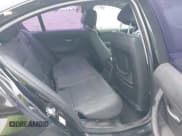 ✅ 2007 BMW 3 Series 328i • VIN: WBAVA33527KX81661 • Лот: 43804652. Опубликован ранее на IAAI с пробегом 198 336 миль. Бесплатный доступ к архиву аукционных продаж из США и подробный отчёт об истории автомобиля на DreamBid. Изображение 8.