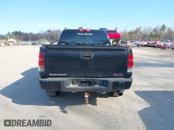 ✅ 2008 GMC Sierra Denali • VIN: 2GTEK638181258869 • Лот: 42112054. Опубликован ранее на IAAI с пробегом 207 120 миль. Бесплатный доступ к архиву аукционных продаж из США и подробный отчёт об истории автомобиля на DreamBid. Изображение 16.