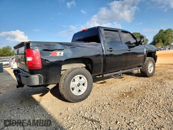2009 Chevrolet Silverado 1500 LTZ с VIN 3GCEK33339G162432, выставлен на аукционе Copart как лот 80145325 с пробегом 292 518 миль миль и Списание • Salvage title. История ставок и продаж доступна на DreamBid. Изображение 3.