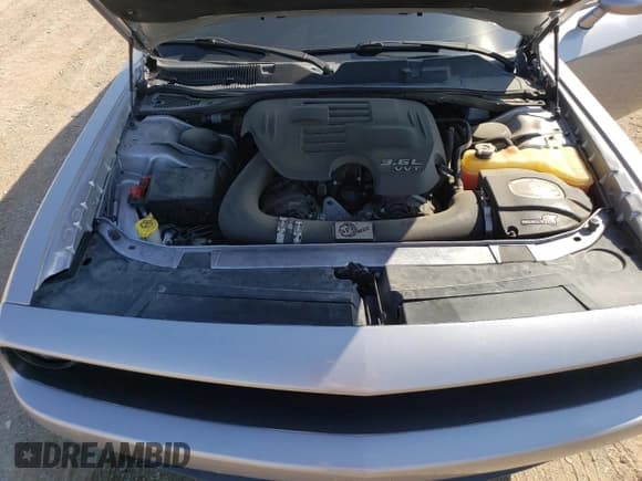 ✅ 2016 Dodge Challenger SXT Plus • VIN: 2C3CDZAG9GH249988 • Lot: 68656194. Wystawiony na Copart z przebiegiem 57 514 mil. Bezpłatny archiwum sprzedaży aukcyjnych z USA i szczegółowy raport historii pojazdu na DreamBid. Zdjęcie 11.