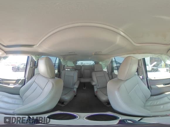 ✅ 2013 Ford Expedition Limited • VIN: 1FMJU2A50DEF46395 • Lot: 69414555. Wystawiony na Copart z przebiegiem 152 453 mil. Bezpłatny archiwum sprzedaży aukcyjnych z USA i szczegółowy raport historii pojazdu na DreamBid. Zdjęcie 15.