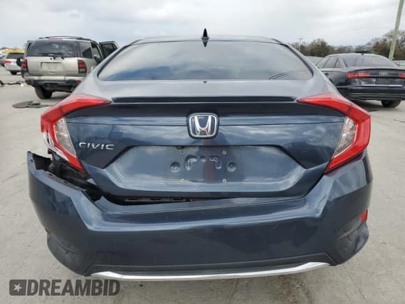 ✅ 2019 Honda Civic EX • VIN: 19XFC1F38KE016532 • Lot: 92072995. Listed on Copart with 68,766 mi. Free auction sales archive from the USA and detailed vehicle history report at DreamBid. Image 6.