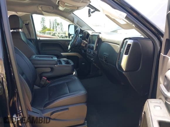 ✅ 2016 Chevrolet Silverado 2500HD LT • VIN: 1GC1KVE89GF277845 • Lot: 43040037. Wystawiony na IAAI z przebiegiem 56 497 mil. Bezpłatny archiwum sprzedaży aukcyjnych z USA i szczegółowy raport historii pojazdu na DreamBid. Zdjęcie 5.