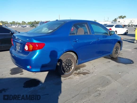 ✅ 2010 Toyota Corolla • VIN: 1NXBU4EE1AZ283796 • Lot: 43669456. Listed on IAAI with 234,672 mi. Free auction sales archive from the USA and detailed vehicle history report at DreamBid. Image 4.