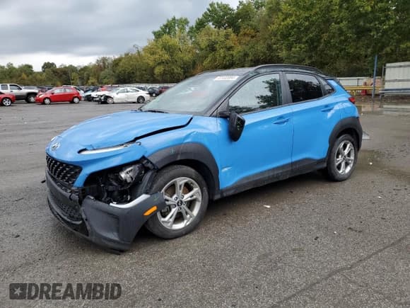 ✅ 2023 Hyundai Kona SEL • VIN: KM8K6CAB7PU934650 • Лот: 73102084. Опубликован ранее на Copart с пробегом 47 093 миль. Бесплатный доступ к архиву аукционных продаж из США и подробный отчёт об истории автомобиля на DreamBid. Изображение 1.