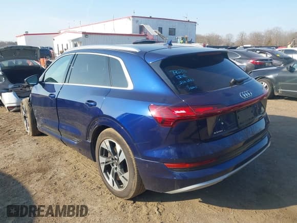 ✅ 2021 Audi e-tron Premium Plus • VIN: WA1LAAGE3MB028896 • Lot: 41415811. Listed on IAAI with 39,770 mi. Free auction sales archive from the USA and detailed vehicle history report at DreamBid. Image 3.