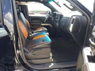 2016 Chevrolet Silverado 1500 LT с VIN 3GCPCREC7GG270152, выставлен на аукционе IAAI как лот 43135646 с пробегом 211 866 миль миль и . История ставок и продаж доступна на DreamBid. Изображение 5.