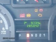 ✅ 2010 Ford Econoline Cargo Commercial • VIN: 1FTNE1EW4ADA38318 • Lot: 43377146. Wystawiony na IAAI z przebiegiem 285 042 mil. Bezpłatny archiwum sprzedaży aukcyjnych z USA i szczegółowy raport historii pojazdu na DreamBid. Zdjęcie 15.