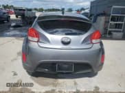 ✅ 2016 Hyundai Veloster • VIN: KMHTC6AD5GU255170 • Lot: 76111294. Wystawiony na Copart z przebiegiem 77 026 mil. Bezpłatny archiwum sprzedaży aukcyjnych z USA i szczegółowy raport historii pojazdu na DreamBid. Zdjęcie 6.