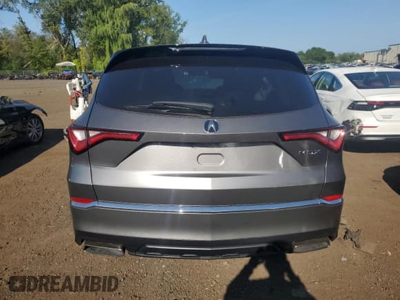 ✅ 2022 Acura MDX • VIN: 5J8YE1H37NL018365 • Lot: 68291625. Wystawiony na Copart z przebiegiem 33 582 mil. Bezpłatny archiwum sprzedaży aukcyjnych z USA i szczegółowy raport historii pojazdu na DreamBid. Zdjęcie 6.