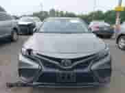 2021 Toyota Camry SE with VIN 4T1T11BK2MU028715, listed as a IAAI auction lot 42845840 with 39,370 mi miles and . Bid and sale history available at DreamBid. Image 12.
