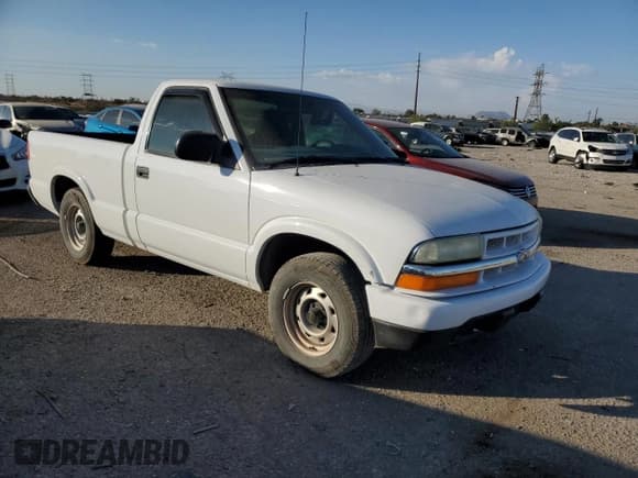 ✅ 2003 Chevrolet S-10 LS • VIN: 1GCCS14H638228314 • Лот: 84118064. Опубликован ранее на Copart с пробегом 137 363 миль. Бесплатный доступ к архиву аукционных продаж из США и подробный отчёт об истории автомобиля на DreamBid. Изображение 4.