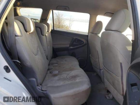 ✅ 2011 Toyota RAV4 • VIN: 2T3BF4DVXBW084315 • Lot: 93069475. Wystawiony na Copart z przebiegiem Nie podano. Bezpłatny archiwum sprzedaży aukcyjnych z USA i szczegółowy raport historii pojazdu na DreamBid. Zdjęcie 10.