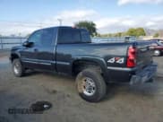 ✅ 2004 Chevrolet Silverado 2500HD LS • VIN: 1GCHK29U54E393775 • Lot: 54620215. Wystawiony na Copart z przebiegiem 207 992 mil. Bezpłatny archiwum sprzedaży aukcyjnych z USA i szczegółowy raport historii pojazdu na DreamBid. Zdjęcie 2.