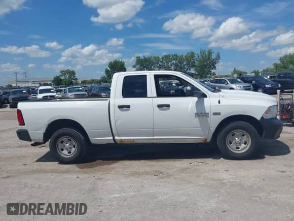 2016 Ram 1500 Express with VIN 1C6RR7FT8GS166537, listed as a IAAI auction lot 42563310 with 292,444 mi miles and . Bid and sale history available at DreamBid. Image 13.
