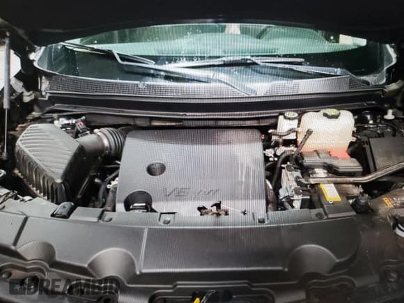 ✅ 2018 Chevrolet Traverse LS • VIN: 1GNEVFKWXJJ113632 • Lot: 78584734. Wystawiony na Copart z przebiegiem 84 904 mil. Bezpłatny archiwum sprzedaży aukcyjnych z USA i szczegółowy raport historii pojazdu na DreamBid. Zdjęcie 10.