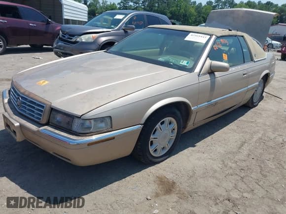 ✅ 1995 Cadillac Eldorado • VIN: 1G6EL12Y5SU608679 • Lot: 42569443. Wystawiony na IAAI z przebiegiem Nie podano. Bezpłatny archiwum sprzedaży aukcyjnych z USA i szczegółowy raport historii pojazdu na DreamBid. Zdjęcie 2.
