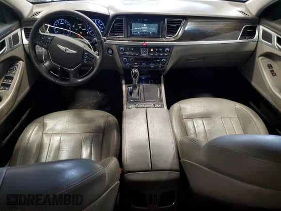 2015 Hyundai Genesis 3.8L z VIN KMHGN4JE7FU101468, wystawiony jako Copart lot #83661844 z przebiegiem 154 038 mil mil oraz Nie do naprawy • Non repairable. Historia ofert i sprzedaży dostępna na DreamBid. Obrazek 8.