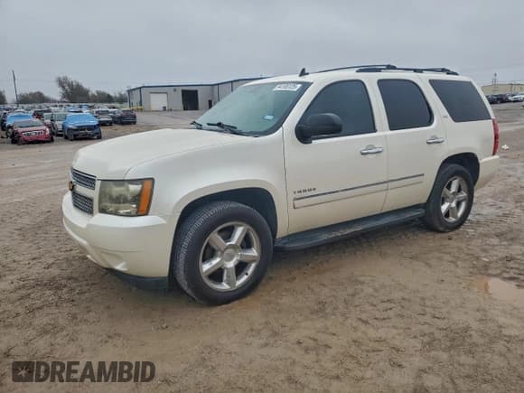 ✅ 2009 Chevrolet Tahoe LTZ • VIN: 1GNFC33099R298112 • Lot: 94195125. Wystawiony na Copart z przebiegiem 239 628 mil. Bezpłatny archiwum sprzedaży aukcyjnych z USA i szczegółowy raport historii pojazdu na DreamBid. Zdjęcie 1.