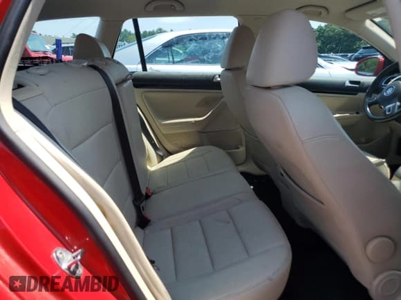 ✅ 2014 Volkswagen Jetta TDI • VIN: 3VWML7AJ9EM609291 • Lot: 66493505. Wystawiony na Copart z przebiegiem 157 279 mil. Bezpłatny archiwum sprzedaży aukcyjnych z USA i szczegółowy raport historii pojazdu na DreamBid. Zdjęcie 10.