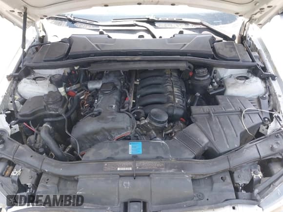 ✅ 2009 BMW 3 Series 328i • VIN: WBAPH57539NM34254 • Lot: 42500427. Wystawiony na IAAI z przebiegiem 191 346 mil. Bezpłatny archiwum sprzedaży aukcyjnych z USA i szczegółowy raport historii pojazdu na DreamBid. Zdjęcie 10.