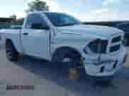 2013 Ram 1500 Express z VIN 3C6JR6ATXDG508202, wystawiony jako IAAI lot #43296958 z przebiegiem 145 380 mil mil oraz . Historia ofert i sprzedaży dostępna na DreamBid. Obrazek 1.