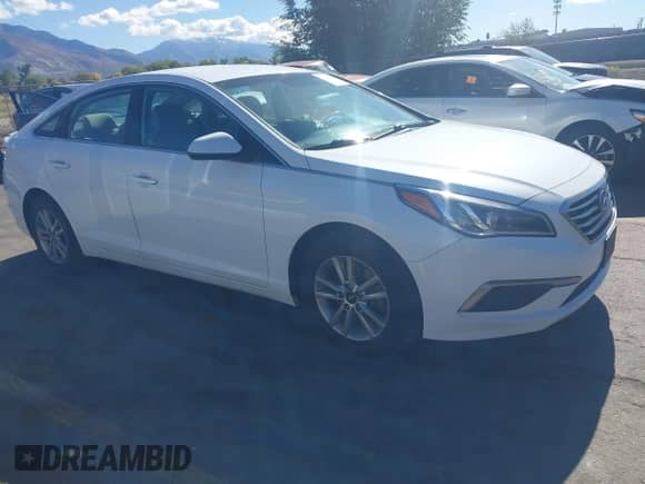 2017 Hyundai Sonata 2.4L with VIN 5NPE24AF7HH531415, listed as a IAAI auction lot 43476718 with 98,654 mi miles and . Bid and sale history available at DreamBid. Image 1.
