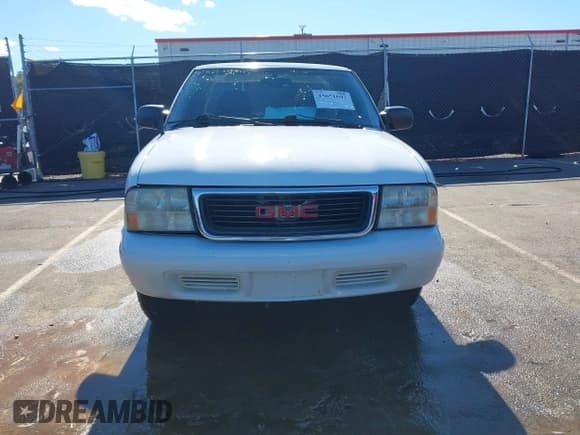 ✅ 2003 GMC Sonoma SLS • VIN: 1GTCS19X638161424 • Lot: 43651697. Wystawiony na IAAI z przebiegiem 216 862 mil. Bezpłatny archiwum sprzedaży aukcyjnych z USA i szczegółowy raport historii pojazdu na DreamBid. Zdjęcie 12.