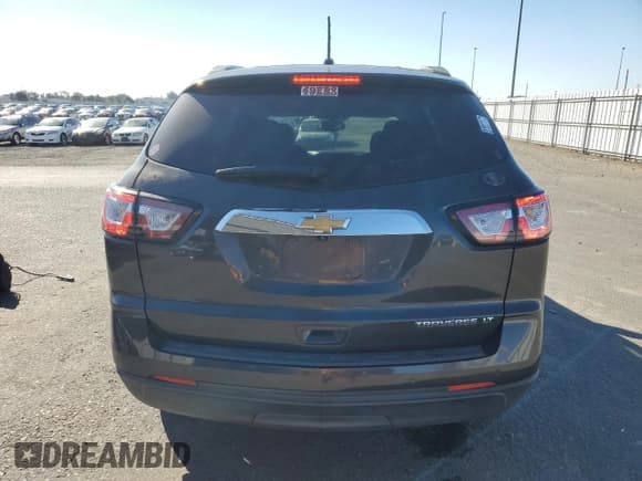 ✅ 2014 Chevrolet Traverse LT • VIN: 1GNKRGKD2EJ225746 • Lot: 82634025. Wystawiony na Copart z przebiegiem 244 980 mil. Bezpłatny archiwum sprzedaży aukcyjnych z USA i szczegółowy raport historii pojazdu na DreamBid. Zdjęcie 6.