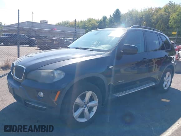 ✅ 2010 BMW X5 30i • VIN: 5UXFE4C56AL379806 • Lot: 43236463. Listed on IAAI with 202,163 mi. Free auction sales archive from the USA and detailed vehicle history report at DreamBid. Image 2.