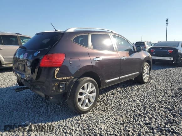 ✅ 2011 Nissan Rogue S • VIN: JN8AS5MT3BW166677 • Lot: 93440935. Listed on Copart with 198,143 mi. Free auction sales archive from the USA and detailed vehicle history report at DreamBid. Image 3.