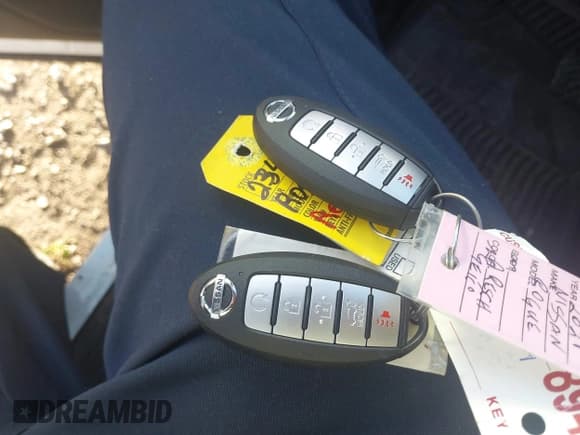 ✅ 2021 Nissan Rogue SV • VIN: 5N1AT3BA4MC849499 • Lot: 43386808. Wystawiony na IAAI z przebiegiem 10 803 mil. Bezpłatny archiwum sprzedaży aukcyjnych z USA i szczegółowy raport historii pojazdu na DreamBid. Zdjęcie 11.