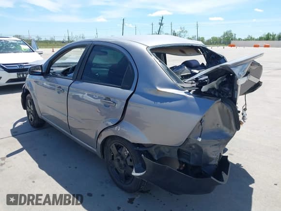 ✅ 2010 Chevrolet Aveo 1LT • VIN: KL1TD5DEXAB045612 • Lot: 39092738. Wystawiony na IAAI z przebiegiem Nie podano. Bezpłatny archiwum sprzedaży aukcyjnych z USA i szczegółowy raport historii pojazdu na DreamBid. Zdjęcie 3.