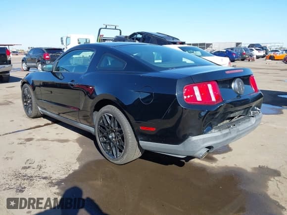 ✅ 2012 Ford Mustang V6 • VIN: 1ZVBP8AM2C5280996 • Лот: 43629091. Опубликован ранее на IAAI с пробегом 148 800 миль. Бесплатный доступ к архиву аукционных продаж из США и подробный отчёт об истории автомобиля на DreamBid. Изображение 3.