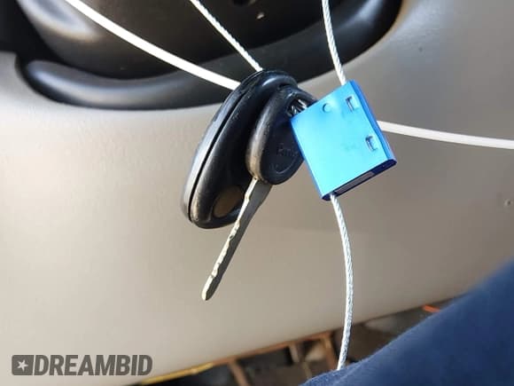 ✅ 2001 Chevrolet Suburban LT • VIN: 1GNEC16T11J144793 • Lot: 43750938. Listed on IAAI with 212,909 mi. Free auction sales archive from the USA and detailed vehicle history report at DreamBid. Image 11.