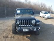 ✅ 2021 Jeep Gladiator Overland • VIN: 1C6HJTFG1ML606215 • Lot: 41771646. Wystawiony na IAAI z przebiegiem 77 411 mil. Bezpłatny archiwum sprzedaży aukcyjnych z USA i szczegółowy raport historii pojazdu na DreamBid. Zdjęcie 12.