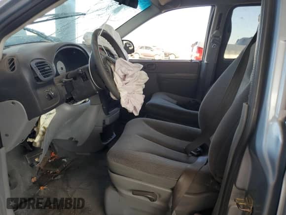 2005 Dodge Caravan SE with VIN 1D4GP25RX5B188456, listed as a Copart auction lot 73244094 with 104,199 mi miles and Salvage title. Bid and sale history available at DreamBid. Image 7.