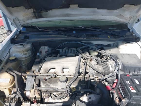 1997 Chevrolet Malibu z VIN 1G1ND52M2VY141449, wystawiony jako IAAI lot #42135935 z przebiegiem 160 578 mil mil oraz . Historia ofert i sprzedaży dostępna na DreamBid. Obrazek 10.