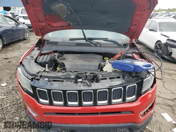 ✅ 2019 Jeep Compass Limited • VIN: 3C4NJDCB3KT638577 • Lot: 84246035. Wystawiony na Copart z przebiegiem 68 123 mil. Bezpłatny archiwum sprzedaży aukcyjnych z USA i szczegółowy raport historii pojazdu na DreamBid. Zdjęcie 11.