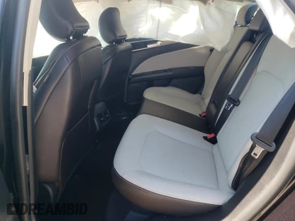 ✅ 2019 Ford Fusion SE • VIN: 3FA6P0HD9KR229122 • Лот: 71047885. Опубликован ранее на Copart с пробегом 85 993 миль. Бесплатный доступ к архиву аукционных продаж из США и подробный отчёт об истории автомобиля на DreamBid. Изображение 10.