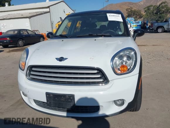 ✅ 2013 MINI Countryman • VIN: WMWZB3C56DWR35601 • Лот: 42689147. Опубликован ранее на IAAI с пробегом 80 024 миль. Бесплатный доступ к архиву аукционных продаж из США и подробный отчёт об истории автомобиля на DreamBid. Изображение 6.