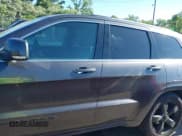 ✅ 2016 Jeep Grand Cherokee Overland • VIN: 1C4RJFCGXGC443961 • Lot: 42639434. Wystawiony na IAAI z przebiegiem 122 216 mil. Bezpłatny archiwum sprzedaży aukcyjnych z USA i szczegółowy raport historii pojazdu na DreamBid. Zdjęcie 15.