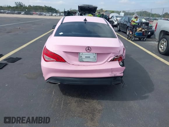 ✅ 2018 Mercedes-Benz CLA 250 • VIN: WDDSJ4EB4JN519506 • Lot: 43664250. Listed on IAAI with 57,675 mi. Free auction sales archive from the USA and detailed vehicle history report at DreamBid. Image 16.