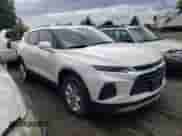 2021 Chevrolet Blazer LT z VIN 3GNKBJR40MS550044, wystawiony jako Copart lot #62065623 z przebiegiem 28 703 mil mil oraz . Historia ofert i sprzedaży dostępna na DreamBid. Obrazek 4.