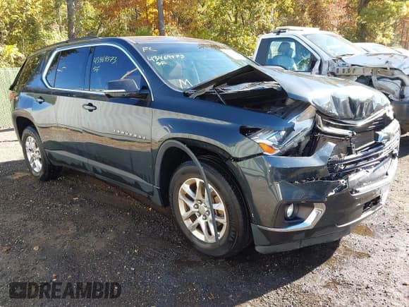 ✅ 2019 Chevrolet Traverse LT Cloth • VIN: 1GNEVGKW4KJ319259 • Lot: 43469573. Wystawiony na IAAI z przebiegiem 70 593 mil. Bezpłatny archiwum sprzedaży aukcyjnych z USA i szczegółowy raport historii pojazdu na DreamBid. Zdjęcie 1.