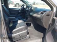 ✅ 2020 Dodge Grand Caravan GT • VIN: 2C4RDGEG1LR179055 • Lot: 43047776. Wystawiony na IAAI z przebiegiem 104 260 mil. Bezpłatny archiwum sprzedaży aukcyjnych z USA i szczegółowy raport historii pojazdu na DreamBid. Zdjęcie 5.