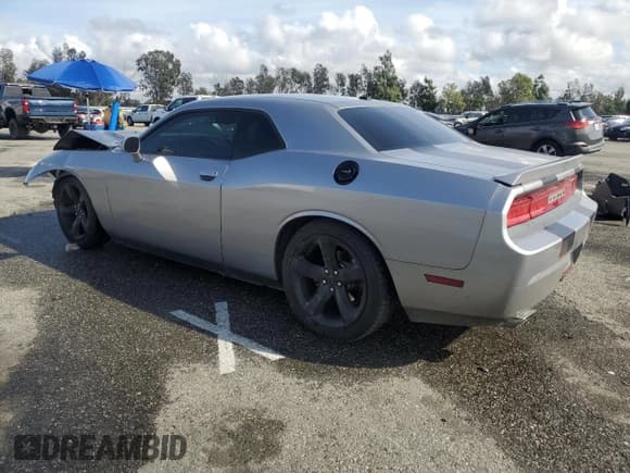 ✅ 2014 Dodge Challenger Shaker • VIN: 2C3CDYBT9EH302854 • Lot: 44648445. Wystawiony na Copart z przebiegiem 157 007 mil. Bezpłatny archiwum sprzedaży aukcyjnych z USA i szczegółowy raport historii pojazdu na DreamBid. Zdjęcie 2.