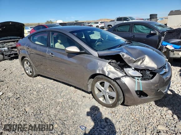 ✅ 2013 Hyundai Elantra GLS • VIN: 5NPDH4AE1DH323106 • Lot: 80867735. Listed on Copart with 196,234 mi. Free auction sales archive from the USA and detailed vehicle history report at DreamBid. Image 4.
