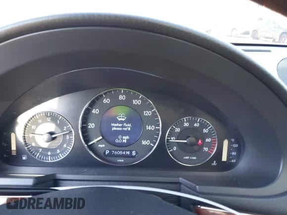 ✅ 2005 Mercedes-Benz E 500 • VIN: WDBUF70J45A663153 • Lot: 41836837. Listed on IAAI with 76,084 mi. Free auction sales archive from the USA and detailed vehicle history report at DreamBid. Image 7.